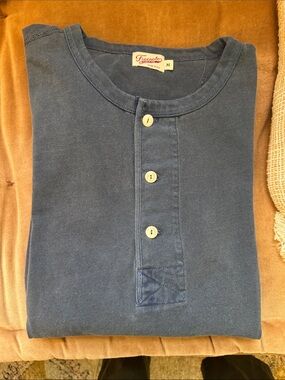 Men's Long-Sleeve Navy Henley Shirt with Button Placket